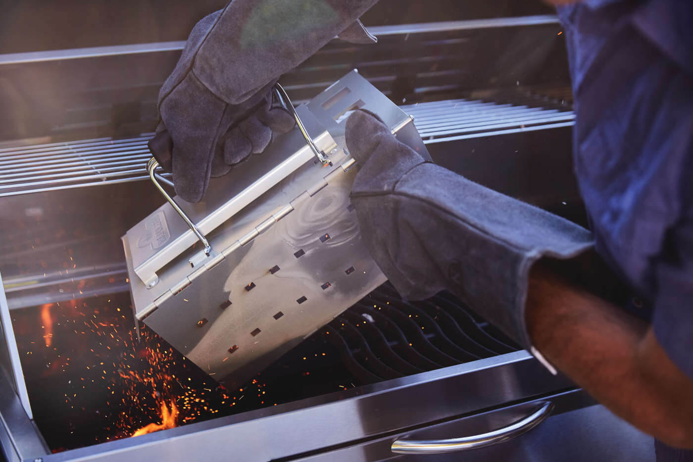 Charcoal Pro Grill - Stainless Steel